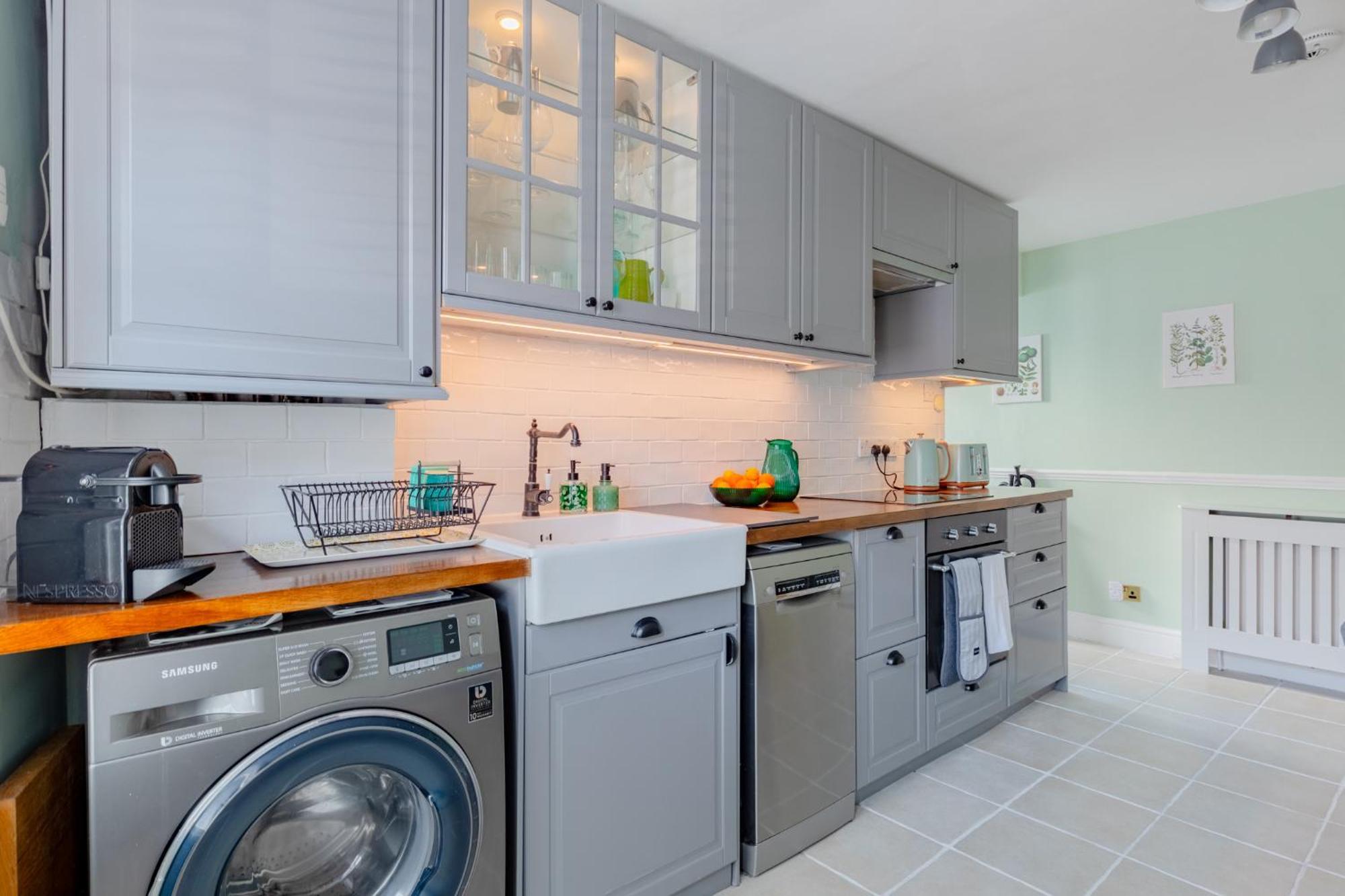 Idyllic 2bd Retreat By The River Thames Fulham Appartement Londen
